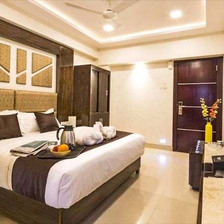 Hotel Fabexpress Annex Executive Andheri East Bombaj Zewnętrze zdjęcie