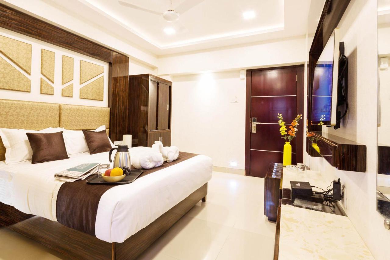 Hotel Fabexpress Annex Executive Andheri East Bombaj Zewnętrze zdjęcie
